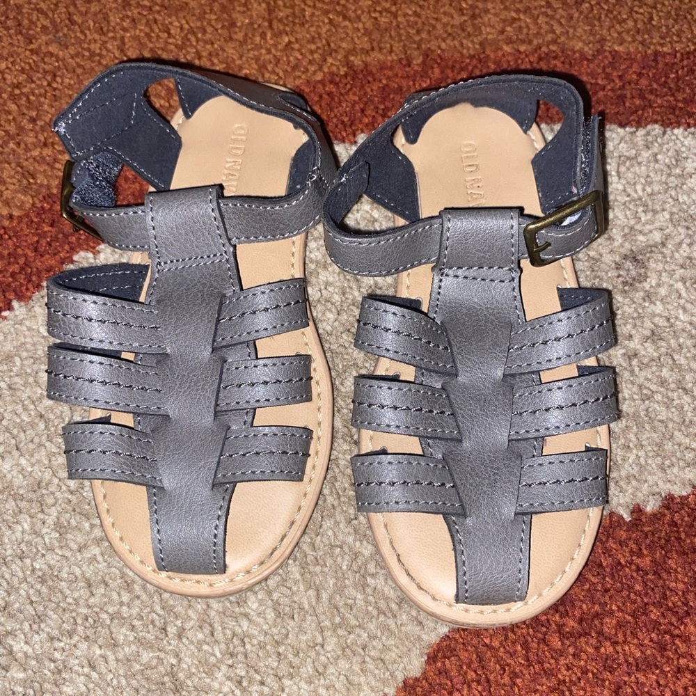 Old Navy Kids Gray Sandals